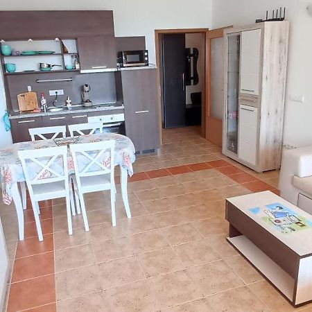 Cozy Apartment With Sea View And Free Parking Pomorie Exterior foto